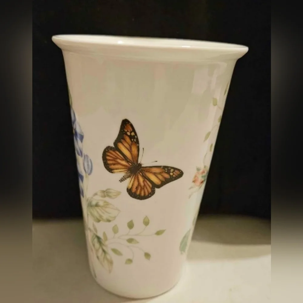Lenox Butterfly Meadow Initial K Travel Mug